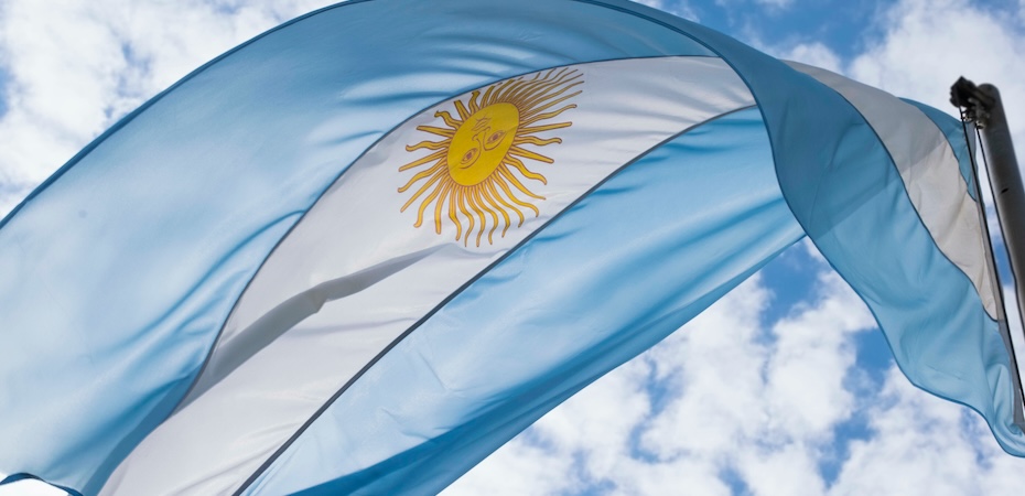 IMFからの200億ドル融資決定　「アルゼンチンのトランプ」、ミレイ大統領の経済改革とは