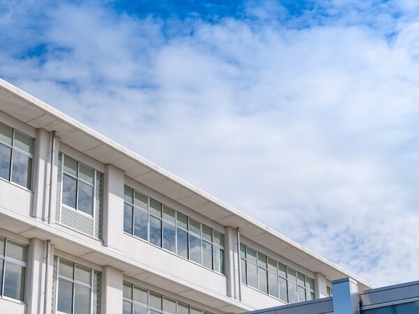 【2026年最新】高校無償化「改正」でどう変わる？私立の支給額アップと新制度の重要ポイント